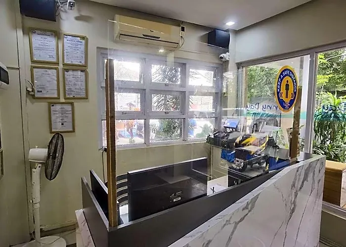 Hotel Sunny Day Residences Cainta 3*