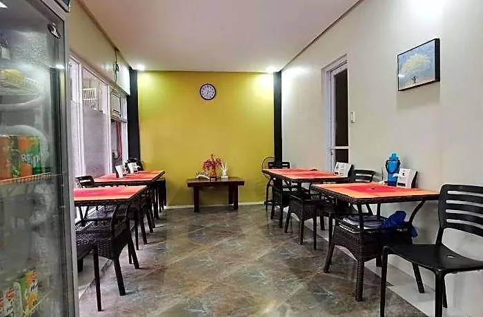 Sunny Day Residences Cainta Hotel 3*