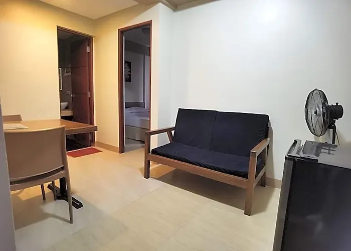 Sunny Day Residences Cainta 3* مانيلا