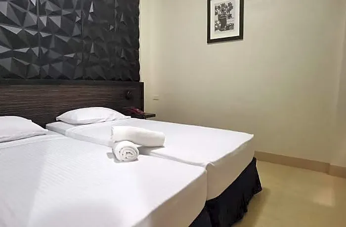 Sunny Day Residences Cainta فندق